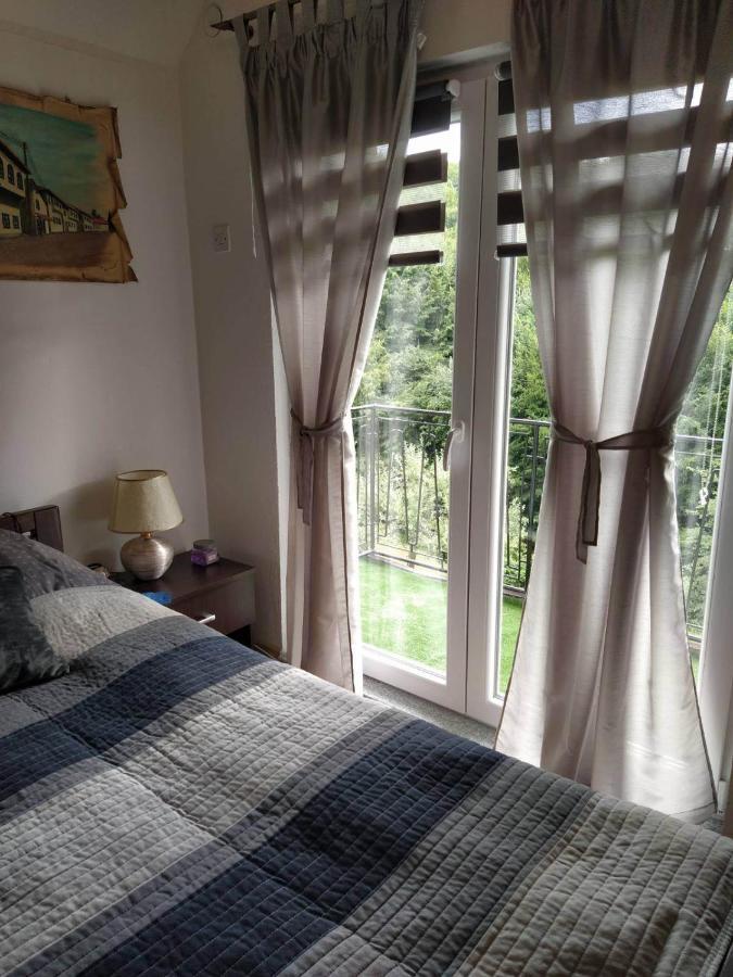 Guest House Bee Високо Экстерьер фото